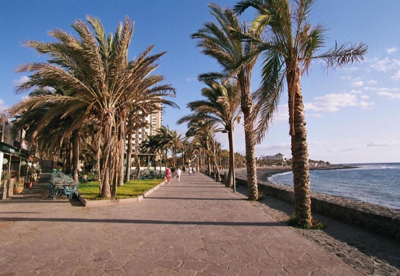 Summer Light In Playa De Las Americas Exterior photo